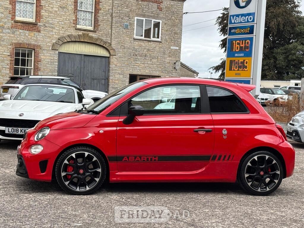 [ berth ]Abarth 595