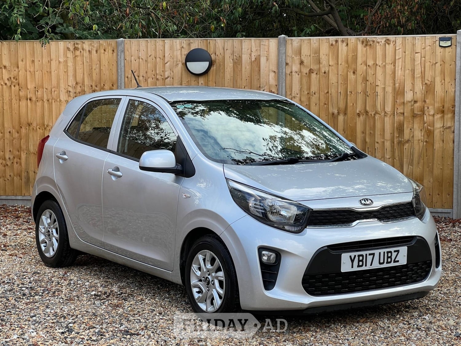 Kia Picanto 2017 in Cranleigh