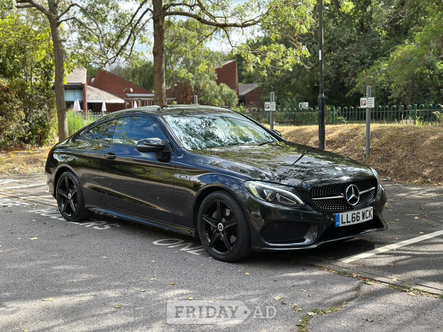 Mercedes-Benz C Class 2016 in Uxbridge