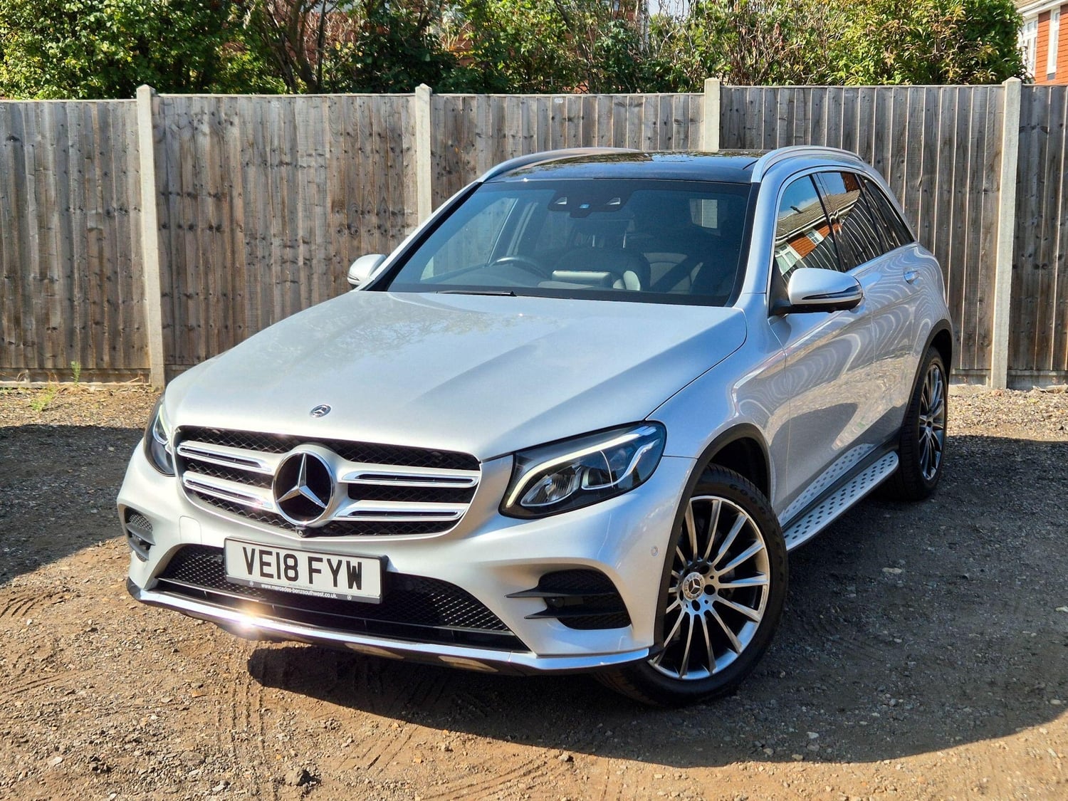 [ berth ]Mercedes-Benz GLC