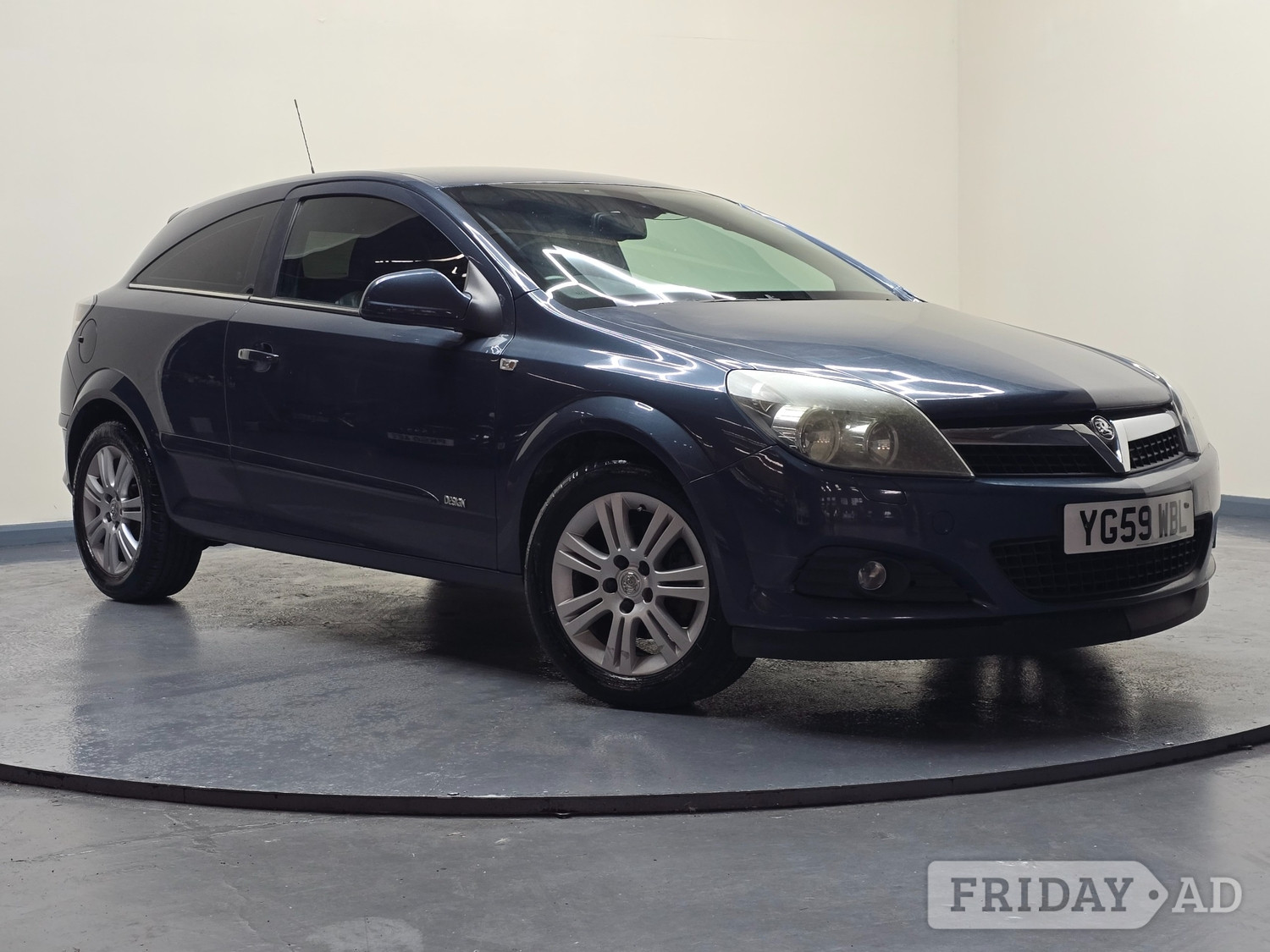 Vauxhall Astra 2009 in Luton