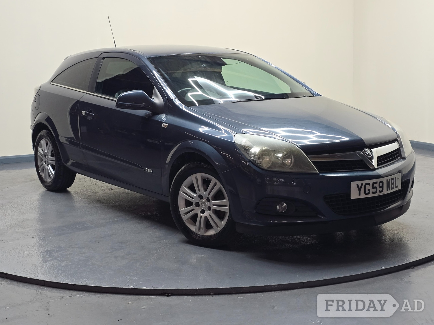 Vauxhall Astra Luton
