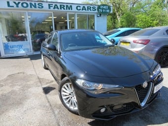 2017 Alfa Romeo GIULIA 2.2 TD Super Saloon 4dr Diesel Automatic Euro 6 (s/s) (180 ps) FULL LEATHER + 17" 15-SPOKE ALLOYS