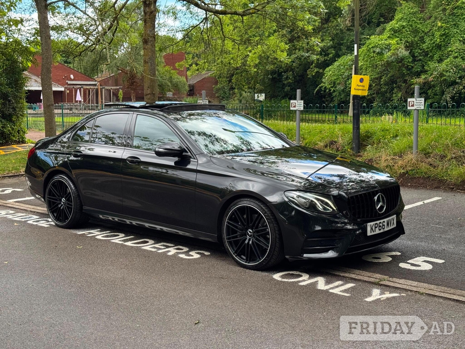 Mercedes-Benz E Class 2016 in Uxbridge