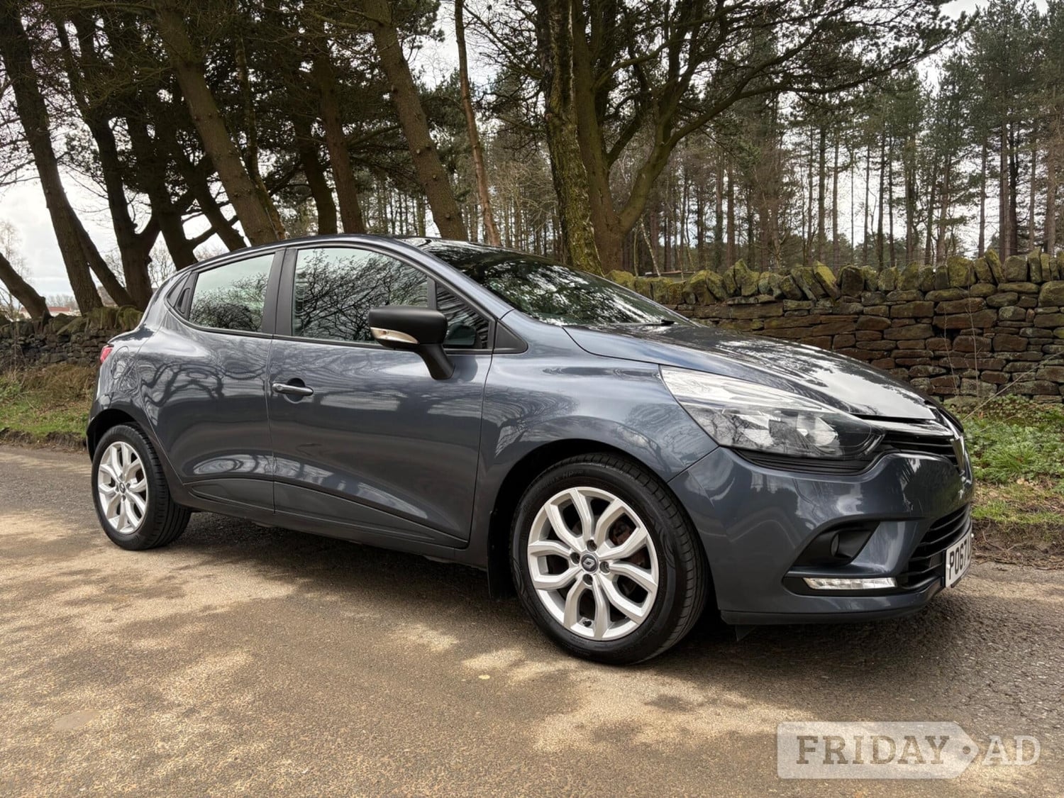 Renault Clio Huddersfield