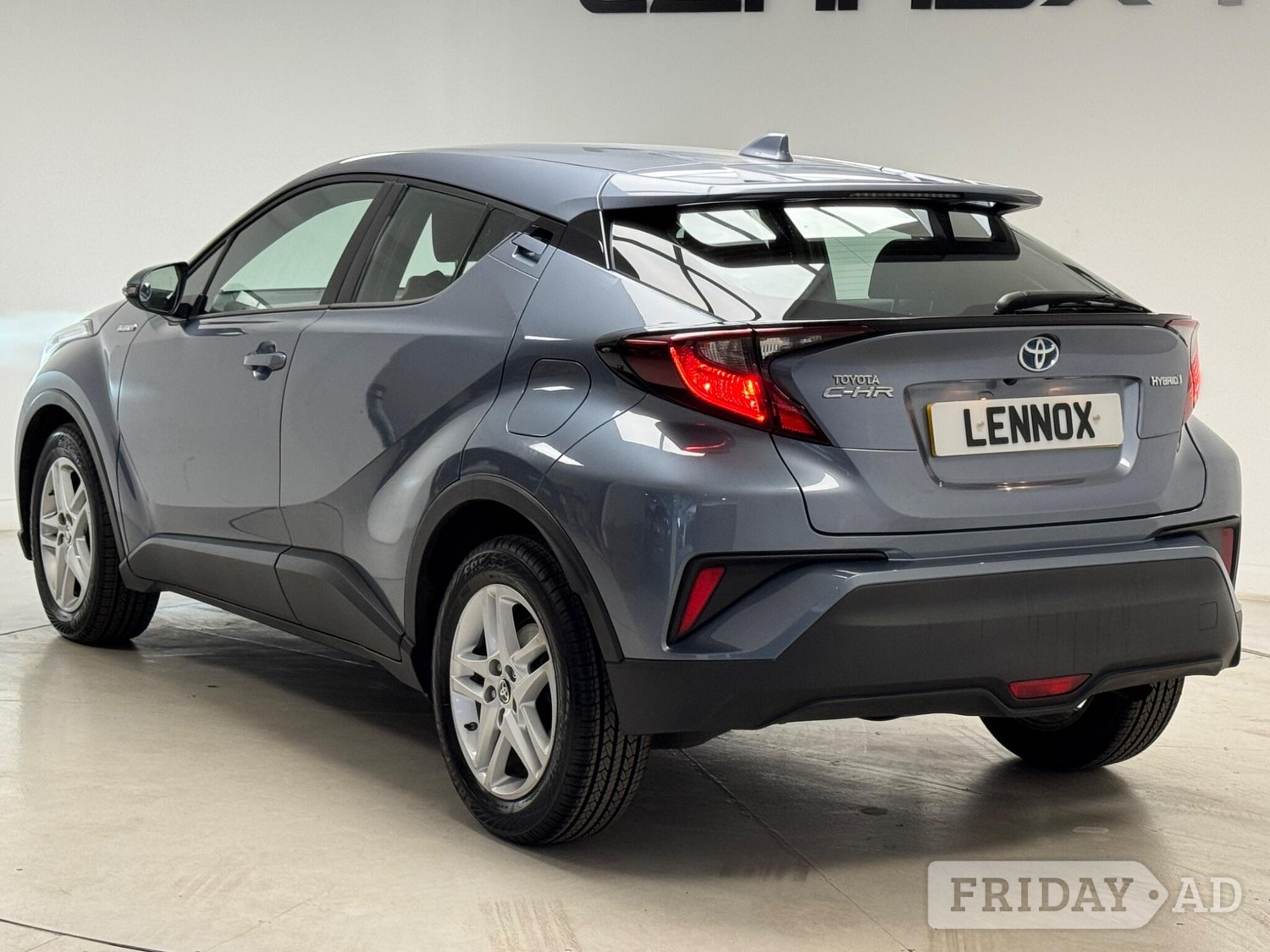 Toyota C-HR 2020 - Cars in Brent