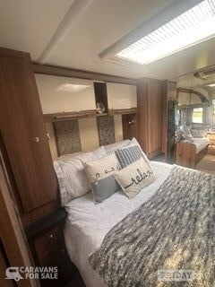 [ berth ]Bailey Unicorn Vigo