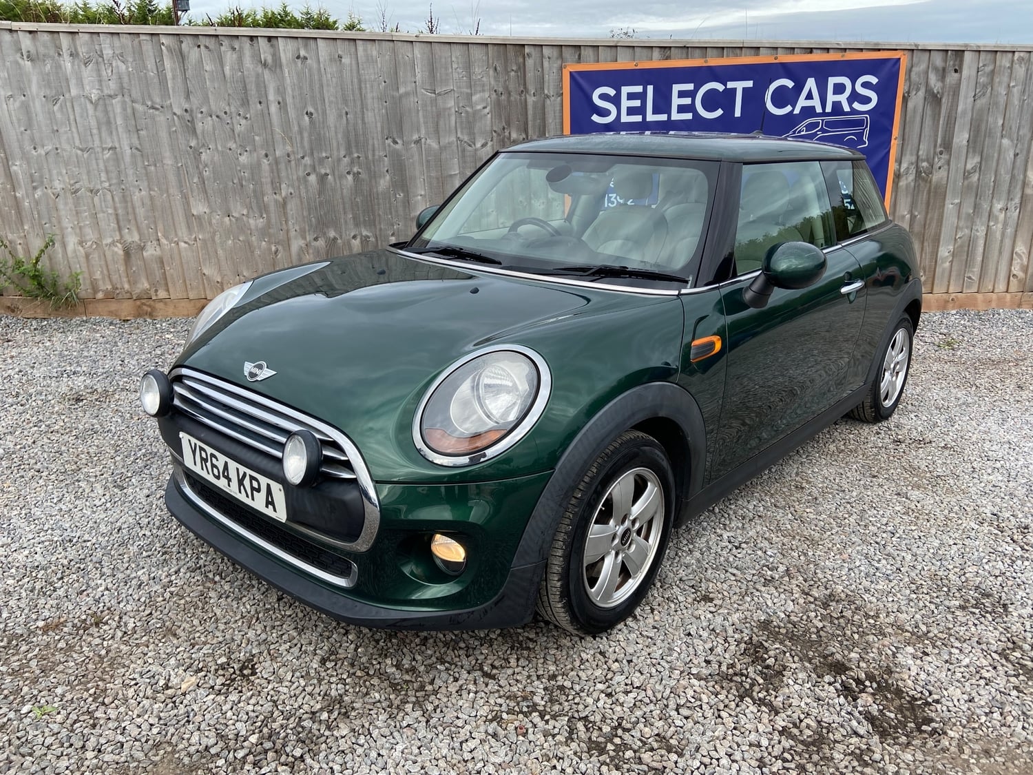 Mini Hatch 2014 - Cars in Exeter