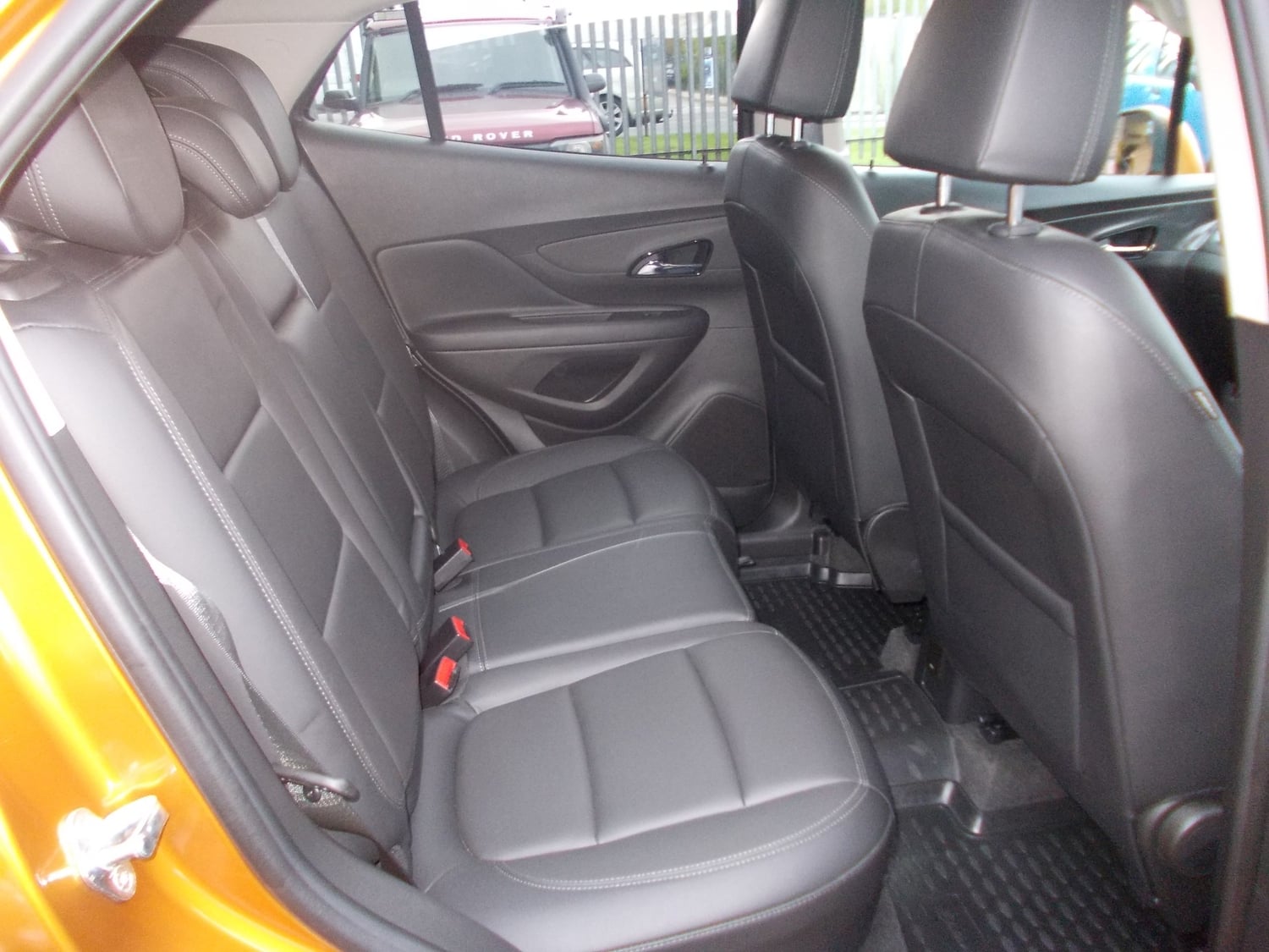 [ berth ]Vauxhall Mokka X