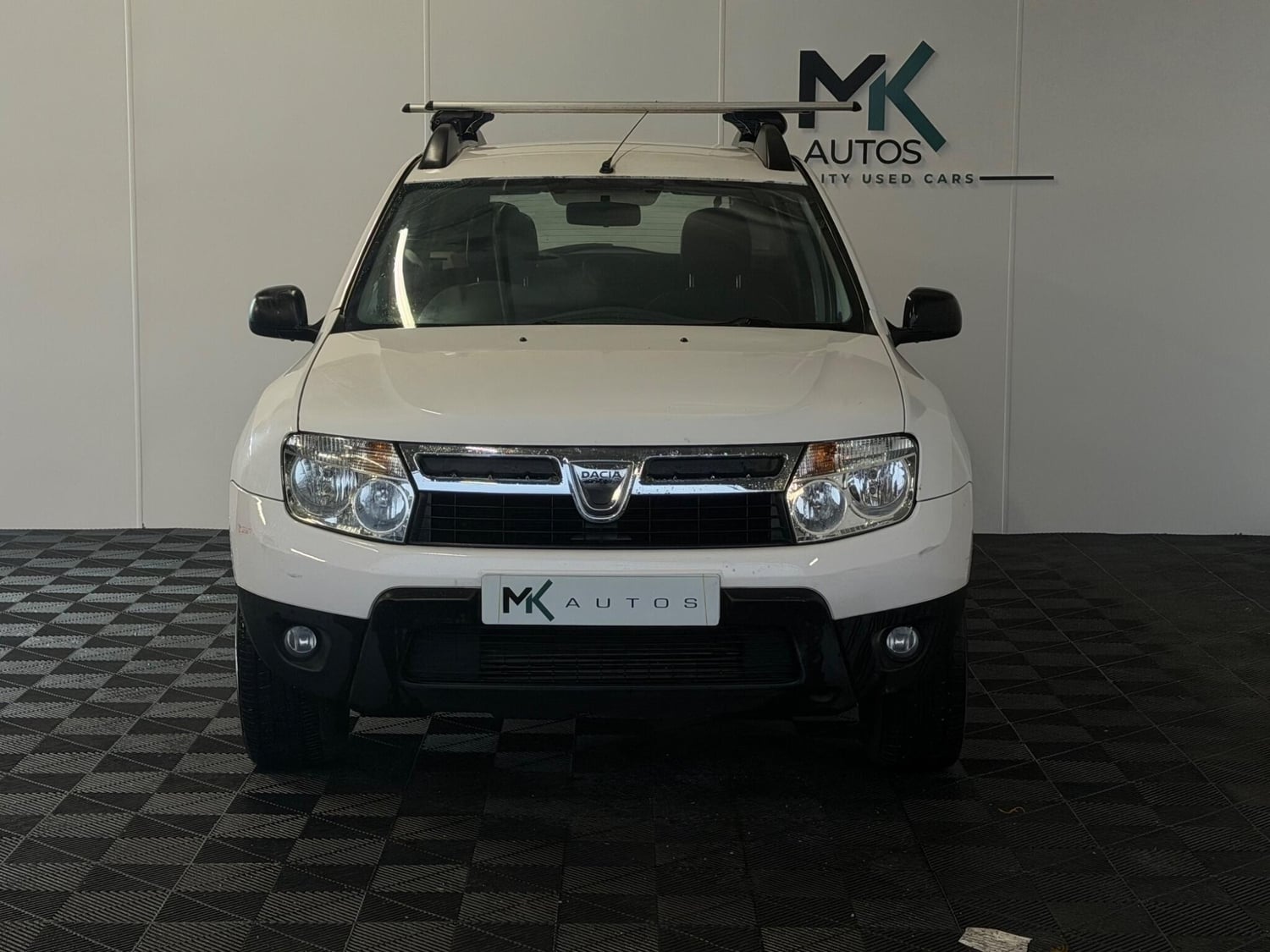 [ berth ]Dacia Duster
