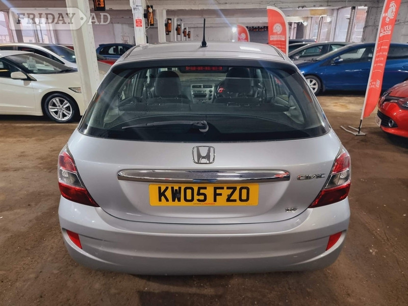 Honda Civic 2005 - Cars