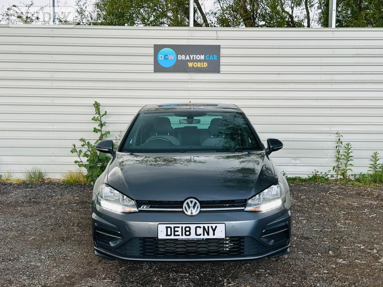 [ berth ]Volkswagen Golf