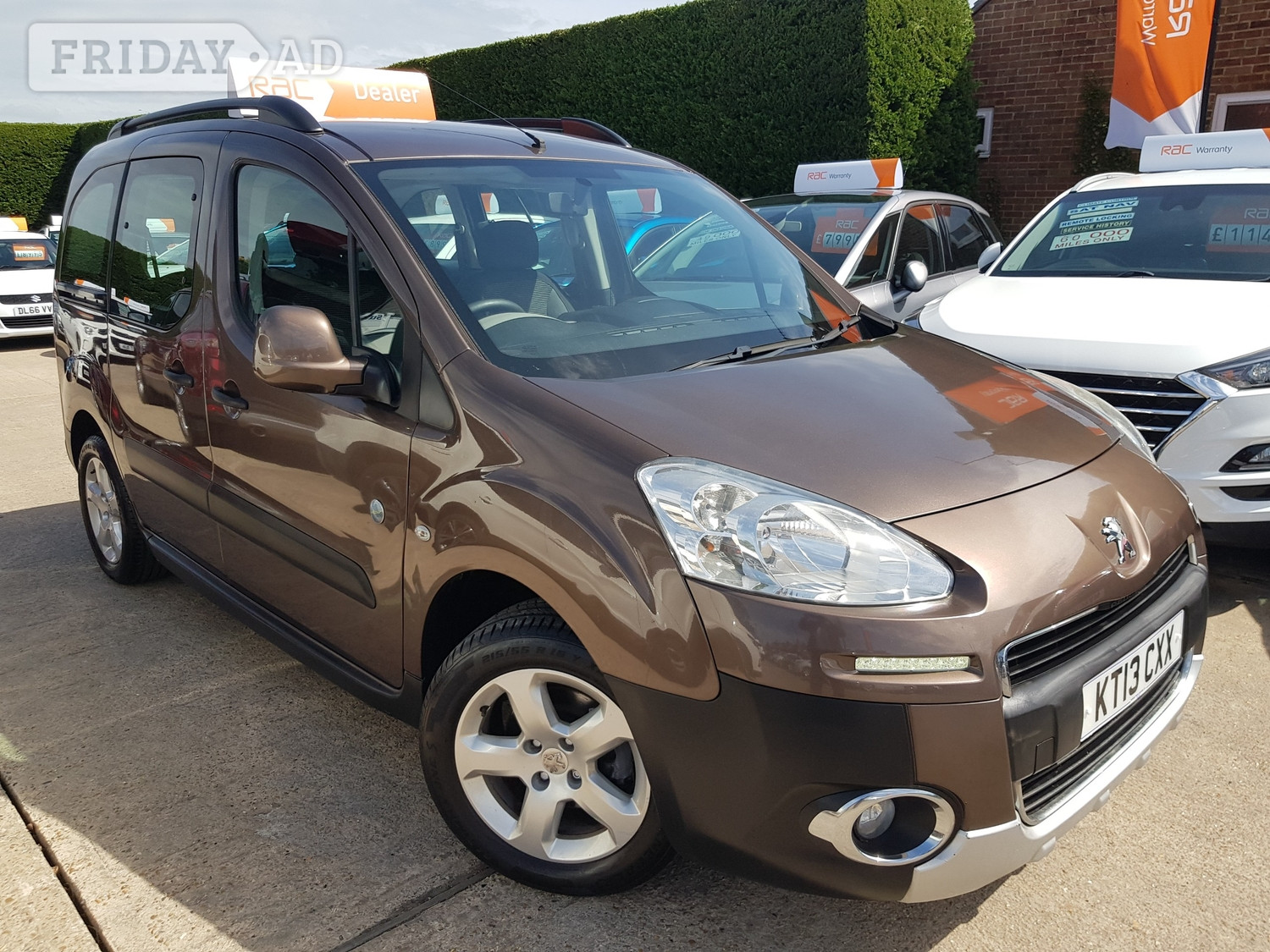 [ berth ]Peugeot Partner Tepee