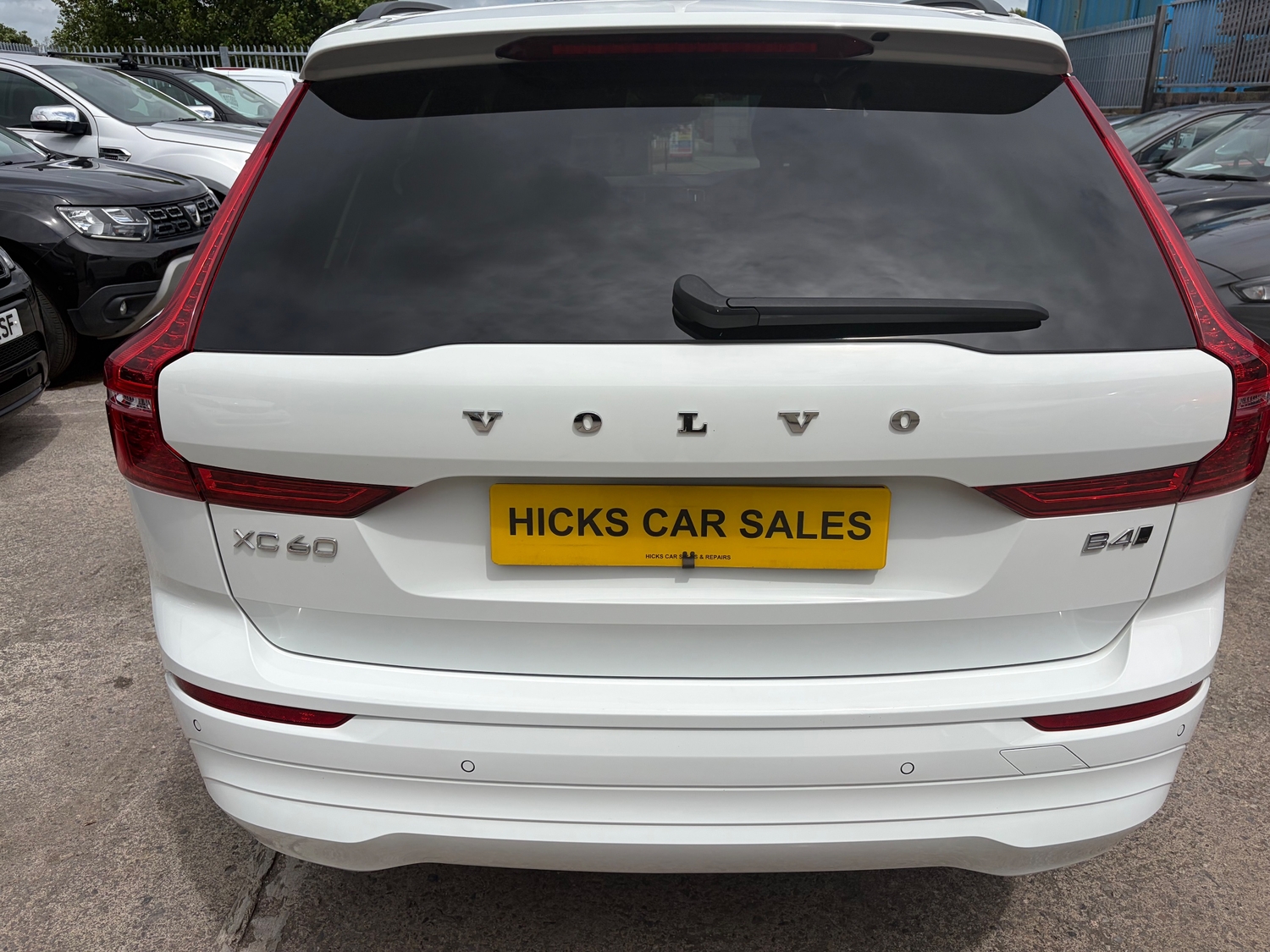 Volvo XC60 2022 - Cars
