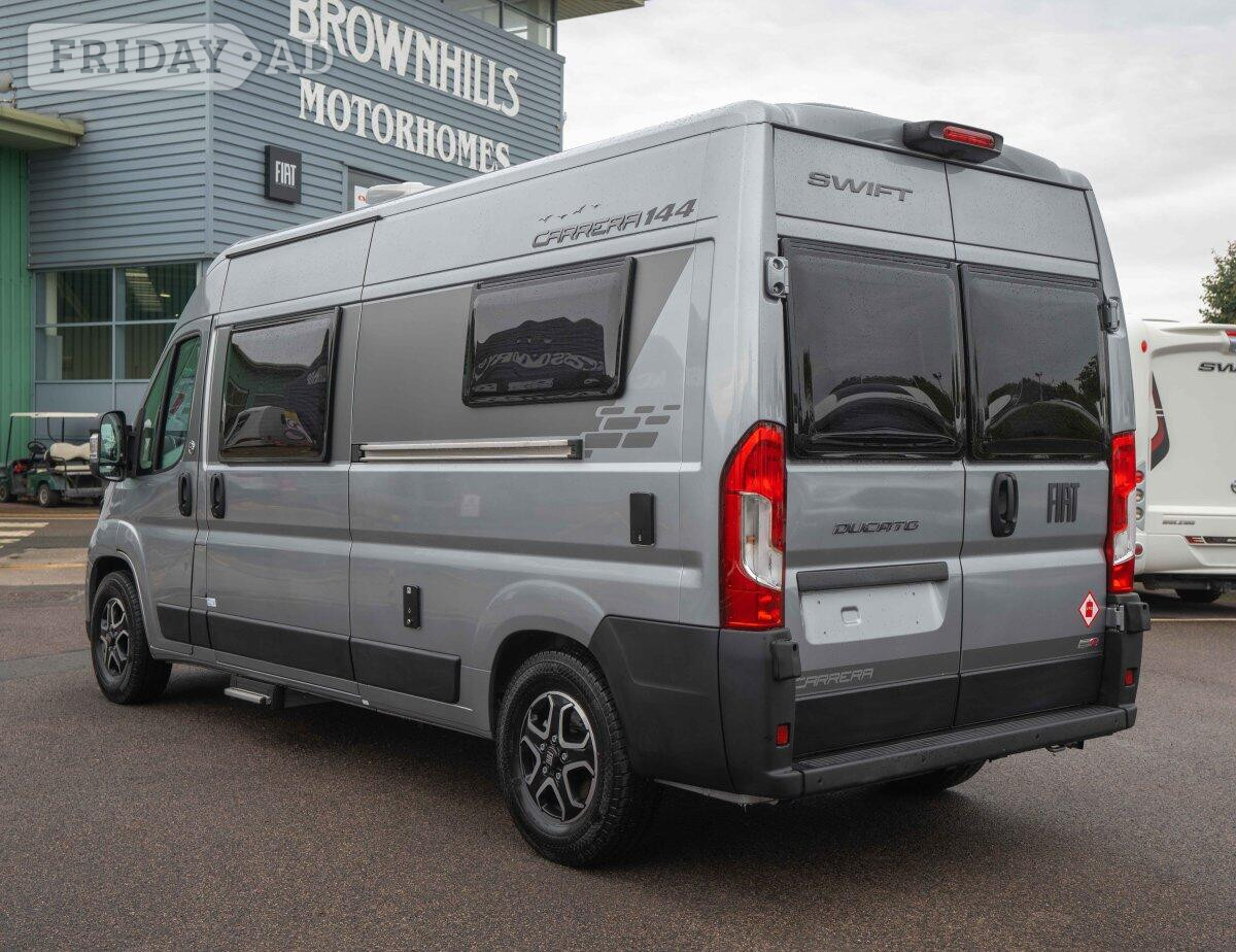 [3 berth ]Swift Carrera 144