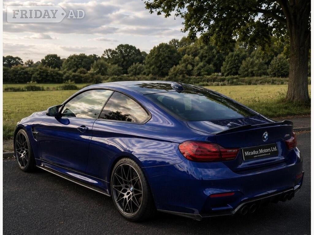 BMW M4 2019 - Cars