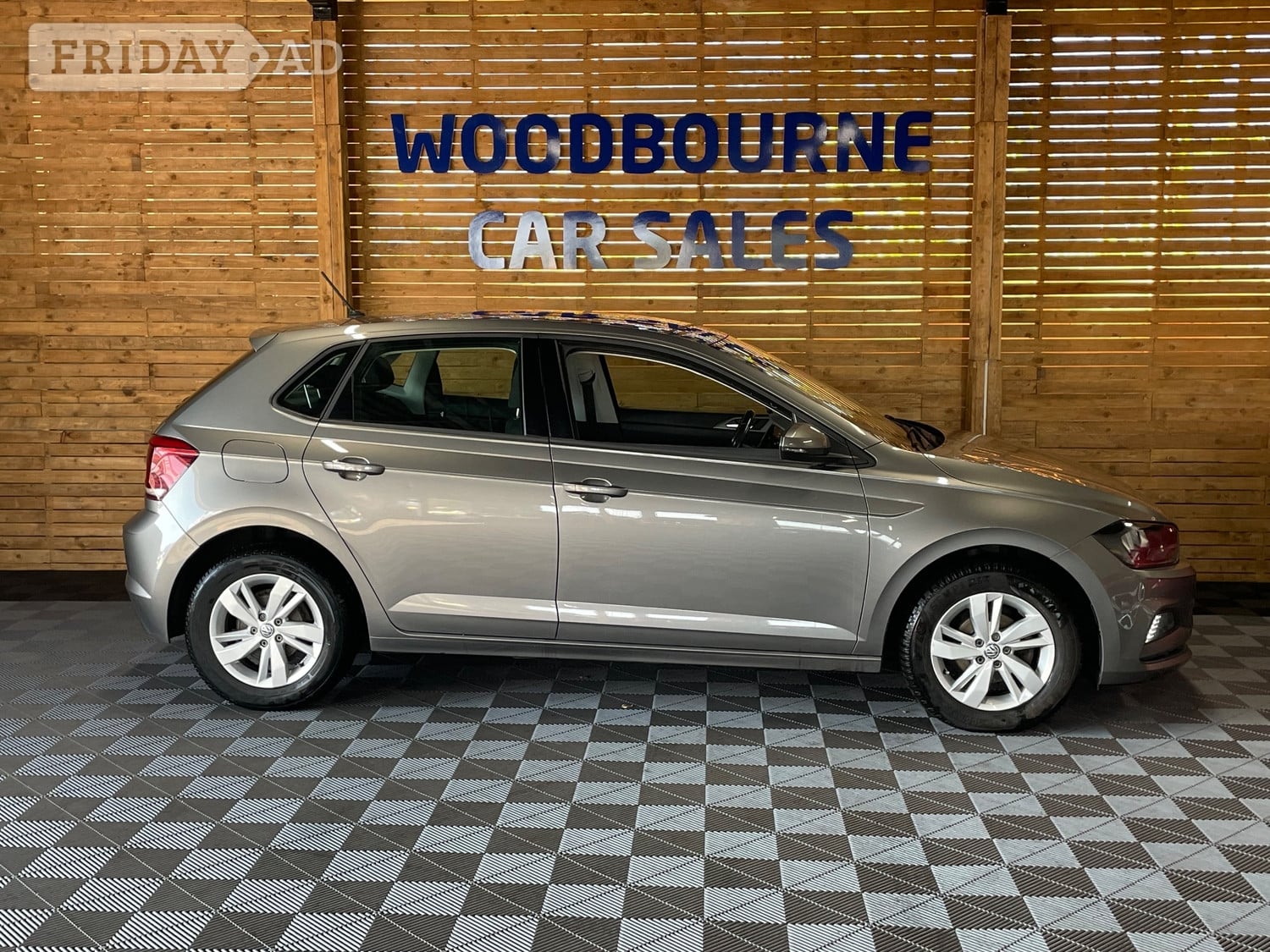 Volkswagen Polo 2018 - Cars