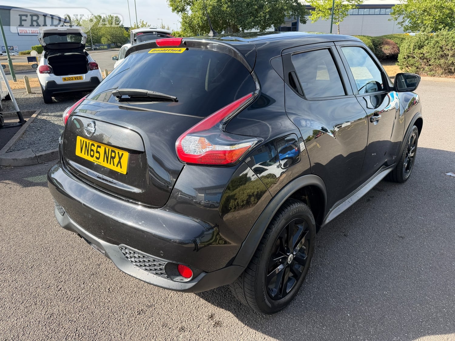 Nissan Juke 2015 - Cars