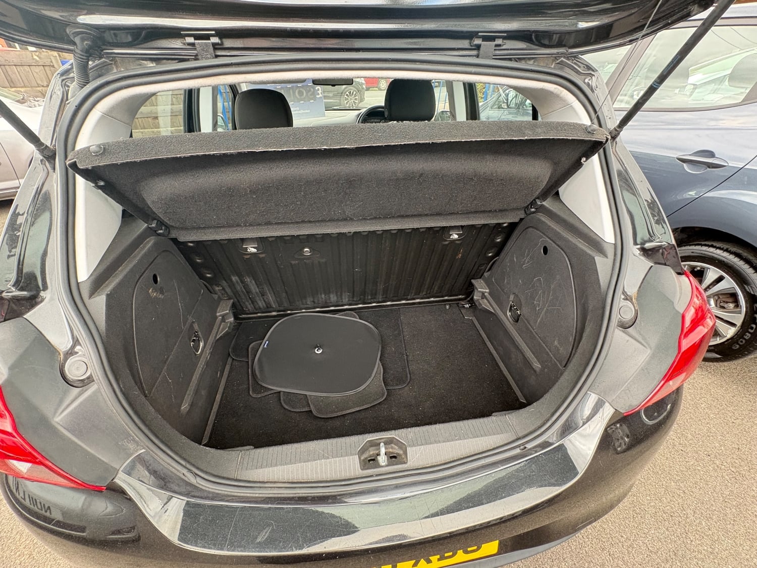 Vauxhall Corsa 2016 - Cars in Knebworth