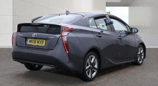 [ berth ]Toyota Prius