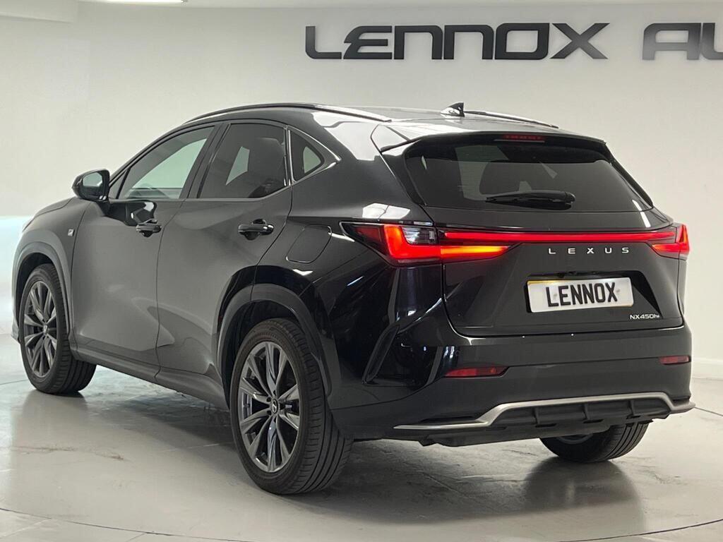Lexus NX 2022 - Cars