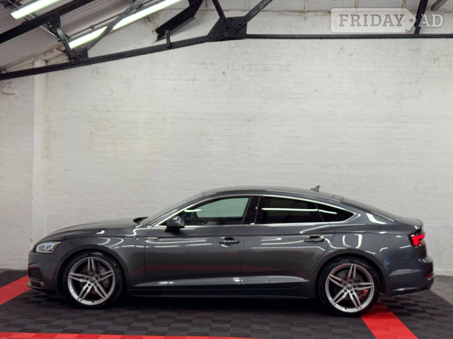 [ berth ]Audi A5
