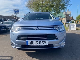 Mitsubishi Outlander 2015