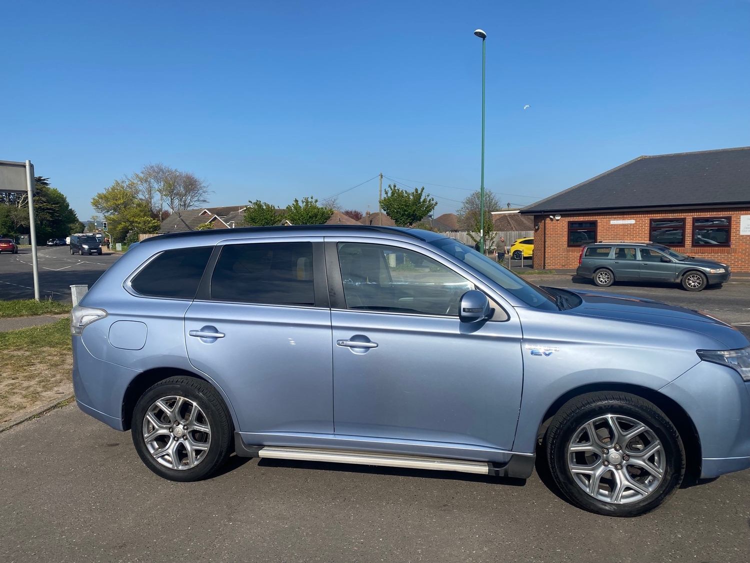 Mitsubishi Outlander 2015 - Cars in Lancing