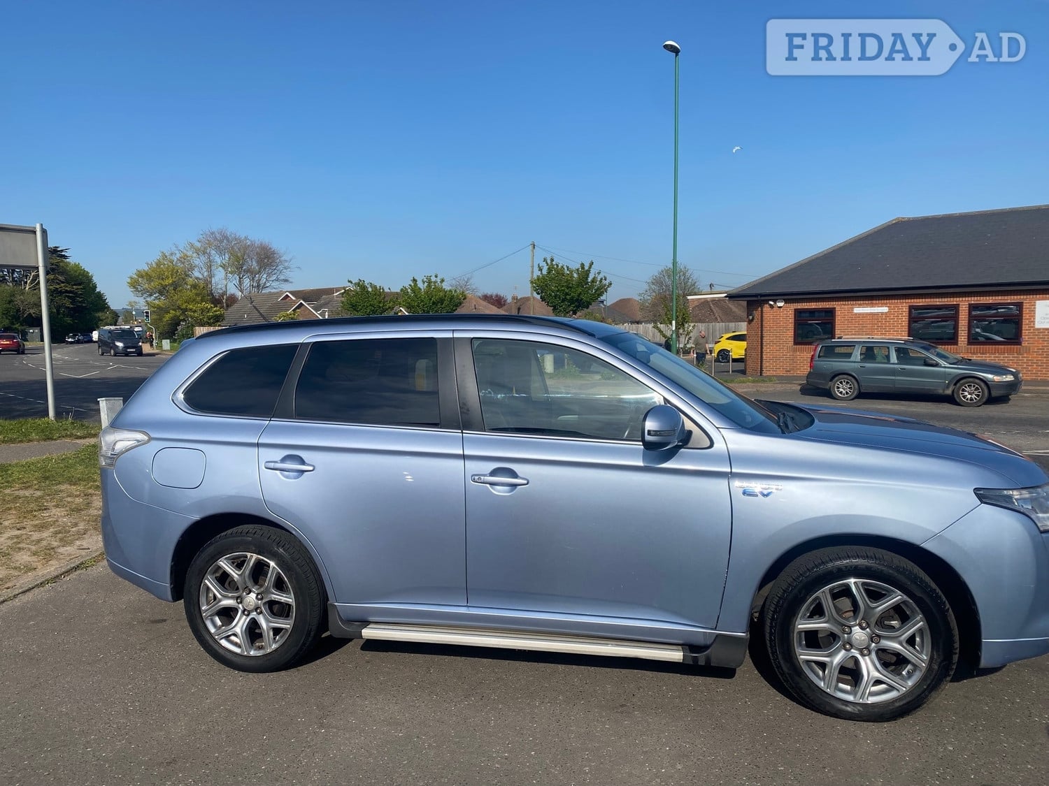 Mitsubishi Outlander 2015 - Cars in Lancing