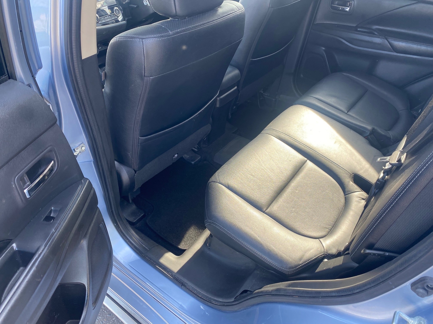 Mitsubishi Outlander 2015 - Cars