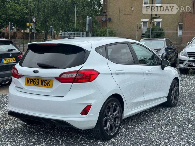 [ berth ]Ford Fiesta