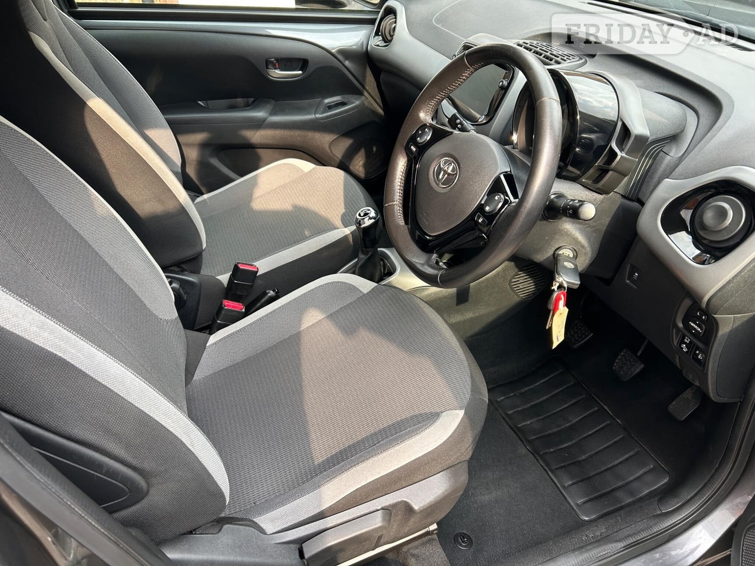 [ berth ]Toyota Aygo