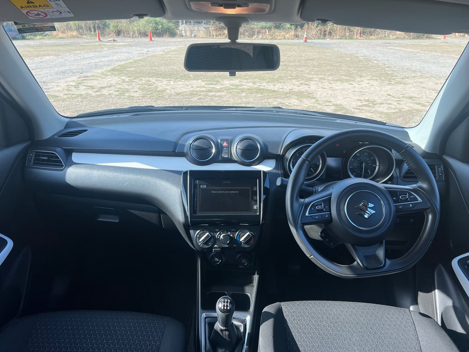 Suzuki Swift 2023 - Cars