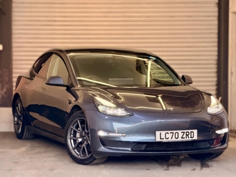 Tesla Model 3 2020
