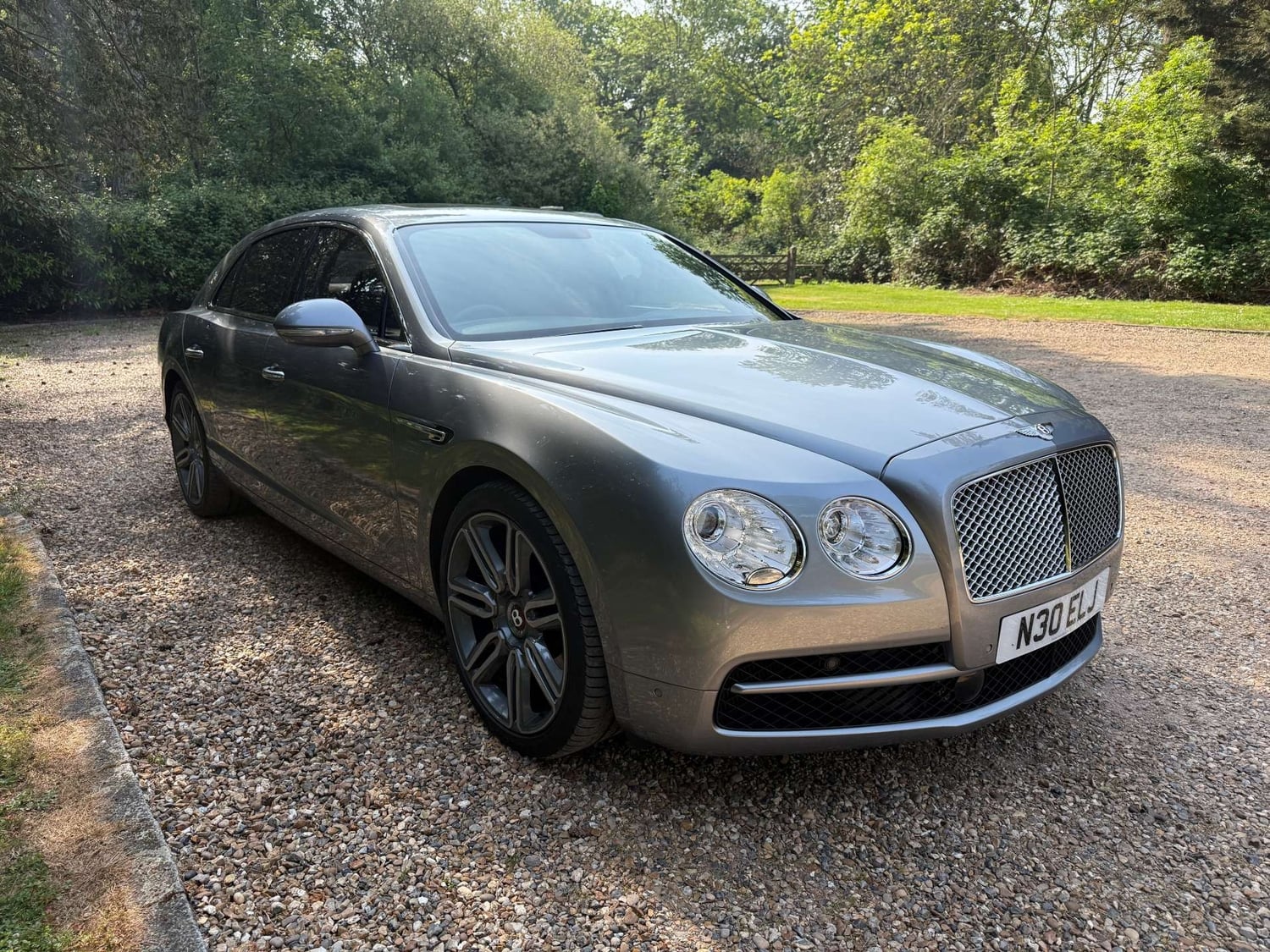 Bentley Flying Spur Leatherhead