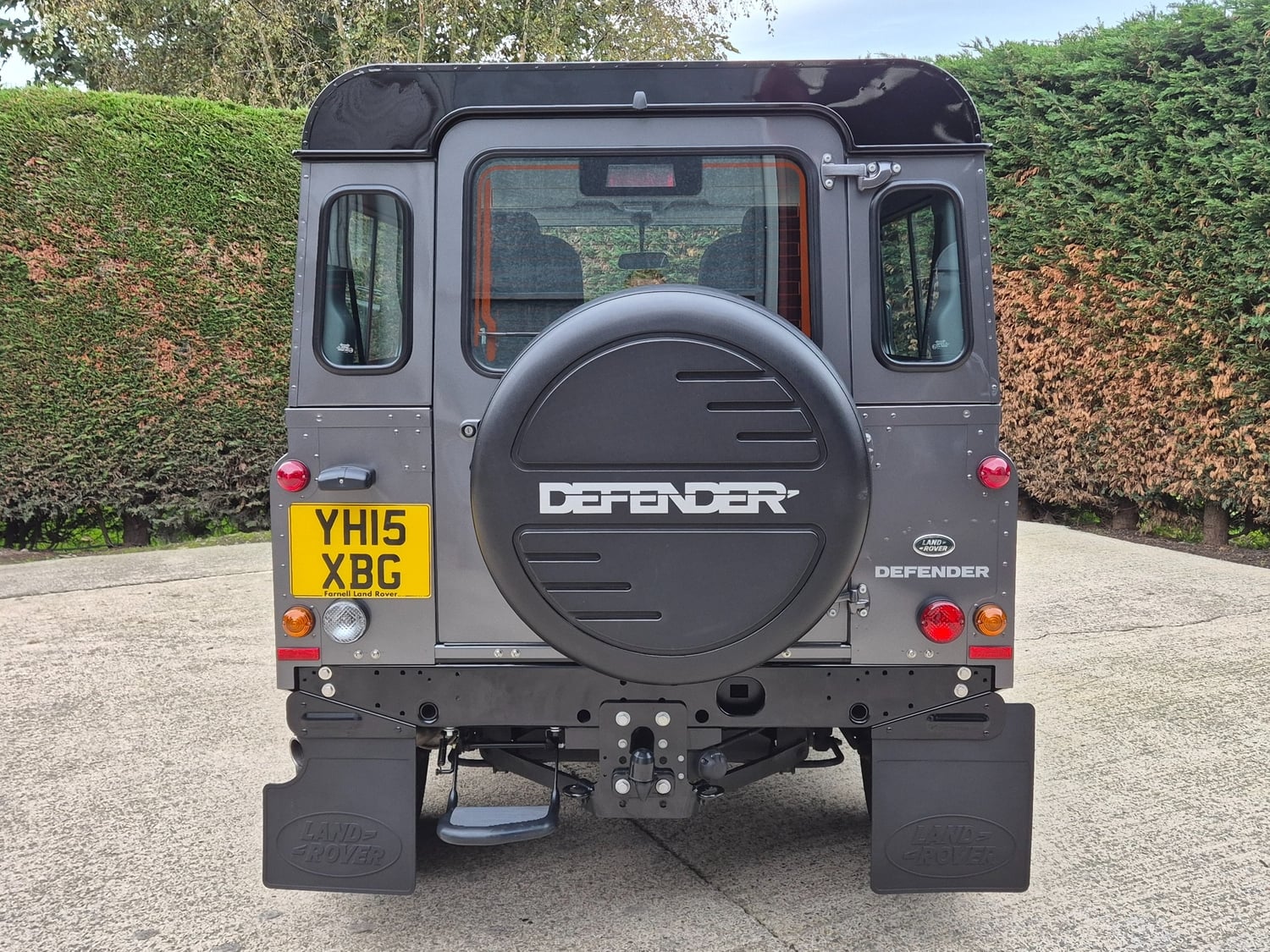 Land Rover Defender 90 2015 - Cars in Congleton