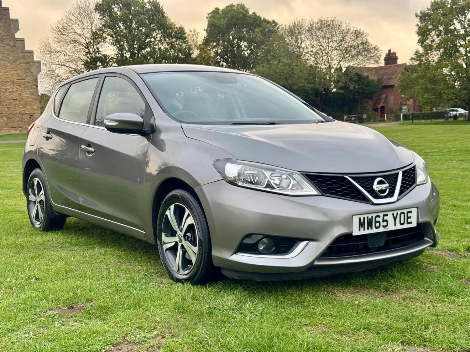 Nissan Pulsar 2015 - Cars