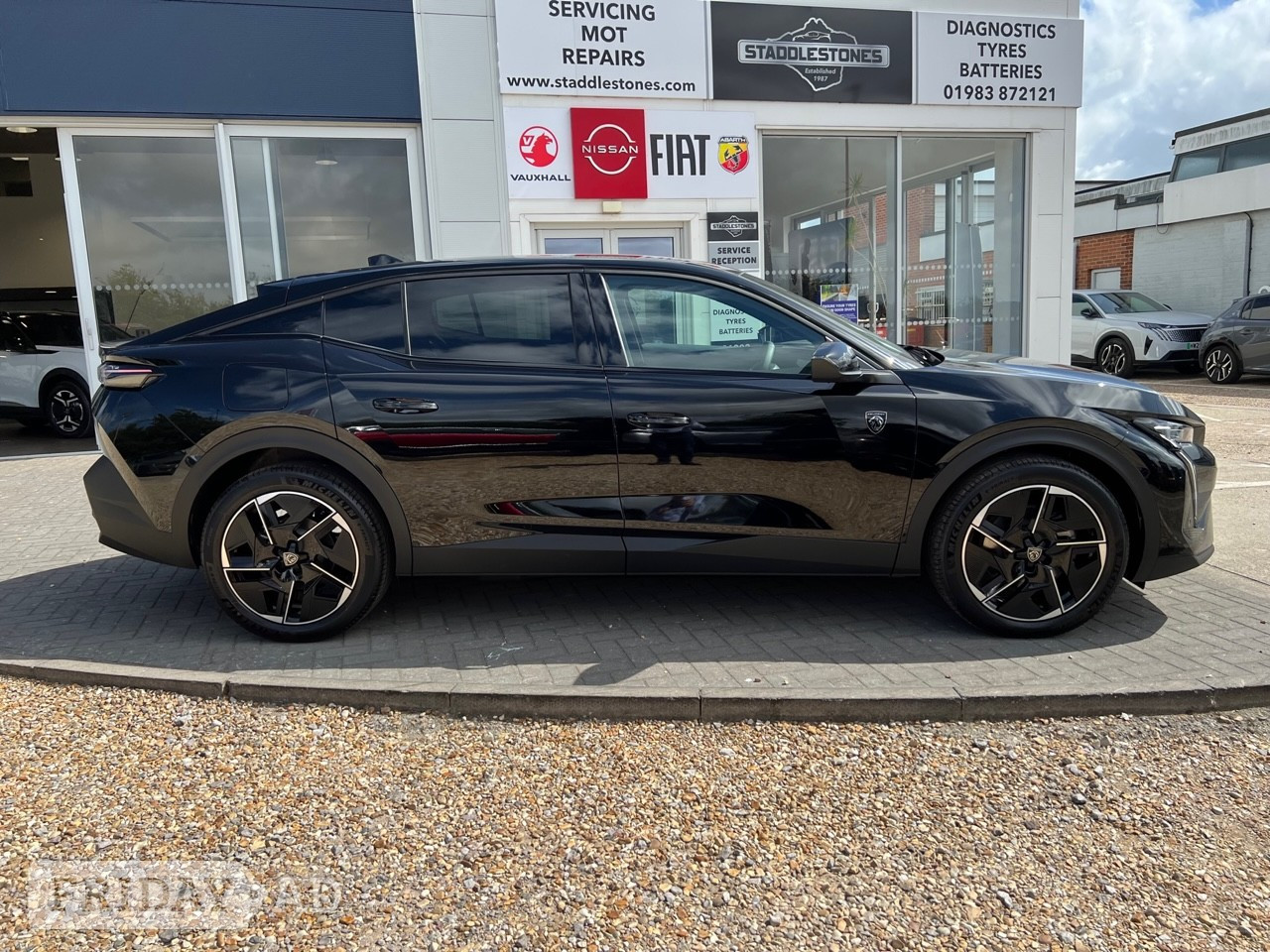 [ berth ]Peugeot 408