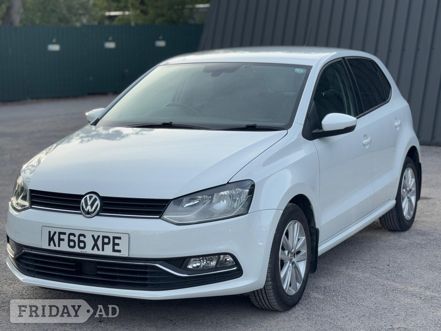 [ berth ]Volkswagen Polo