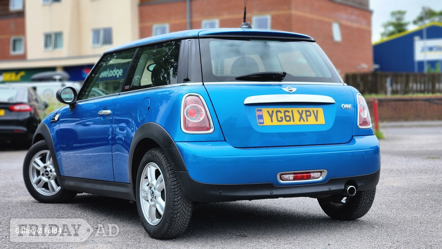 [ berth ]Mini Hatch