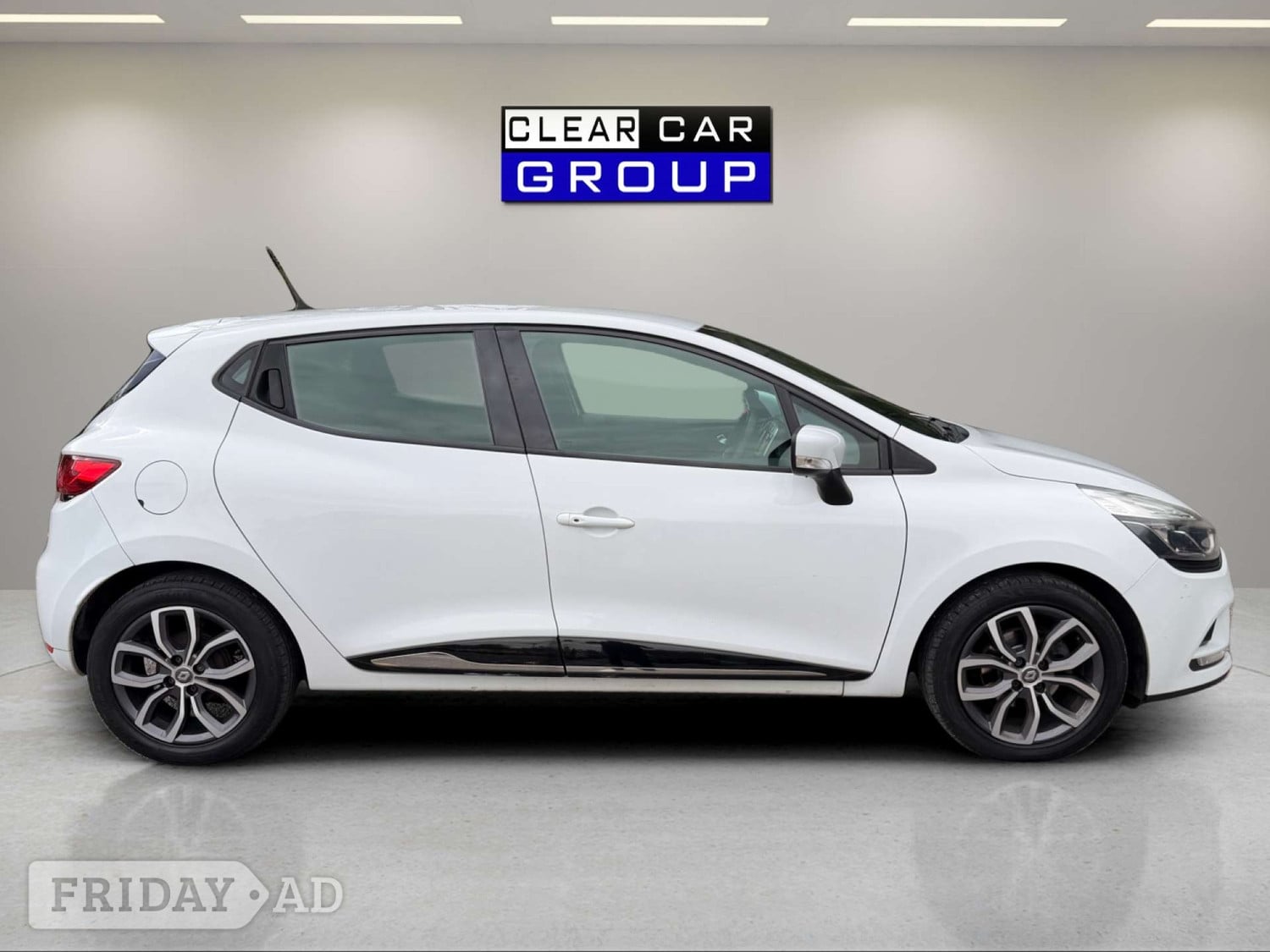 [ berth ]Renault Clio