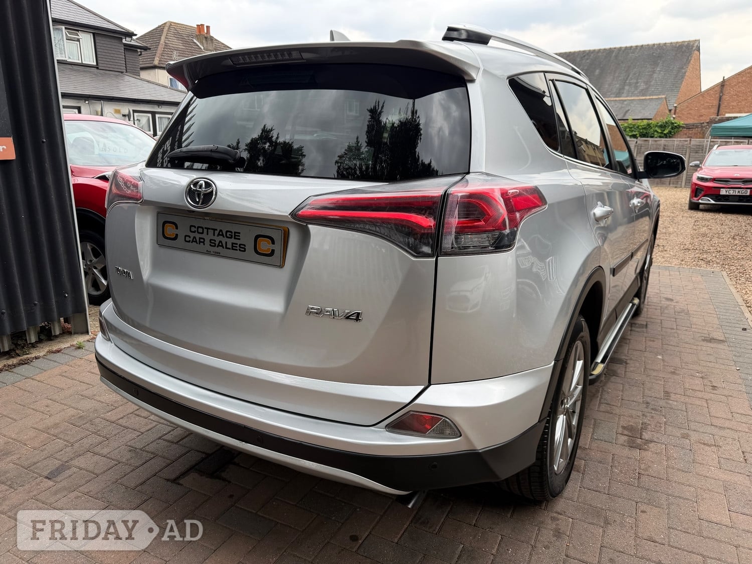 Toyota RAV4 2016 - Cars