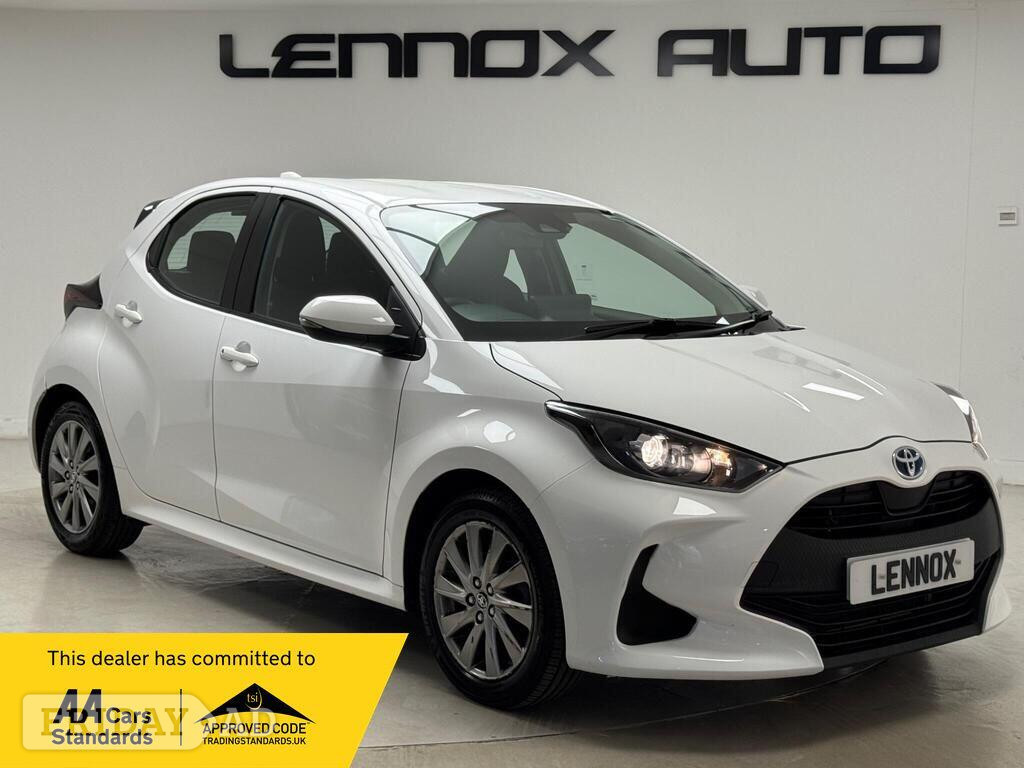 Toyota Yaris 2024 in Brent