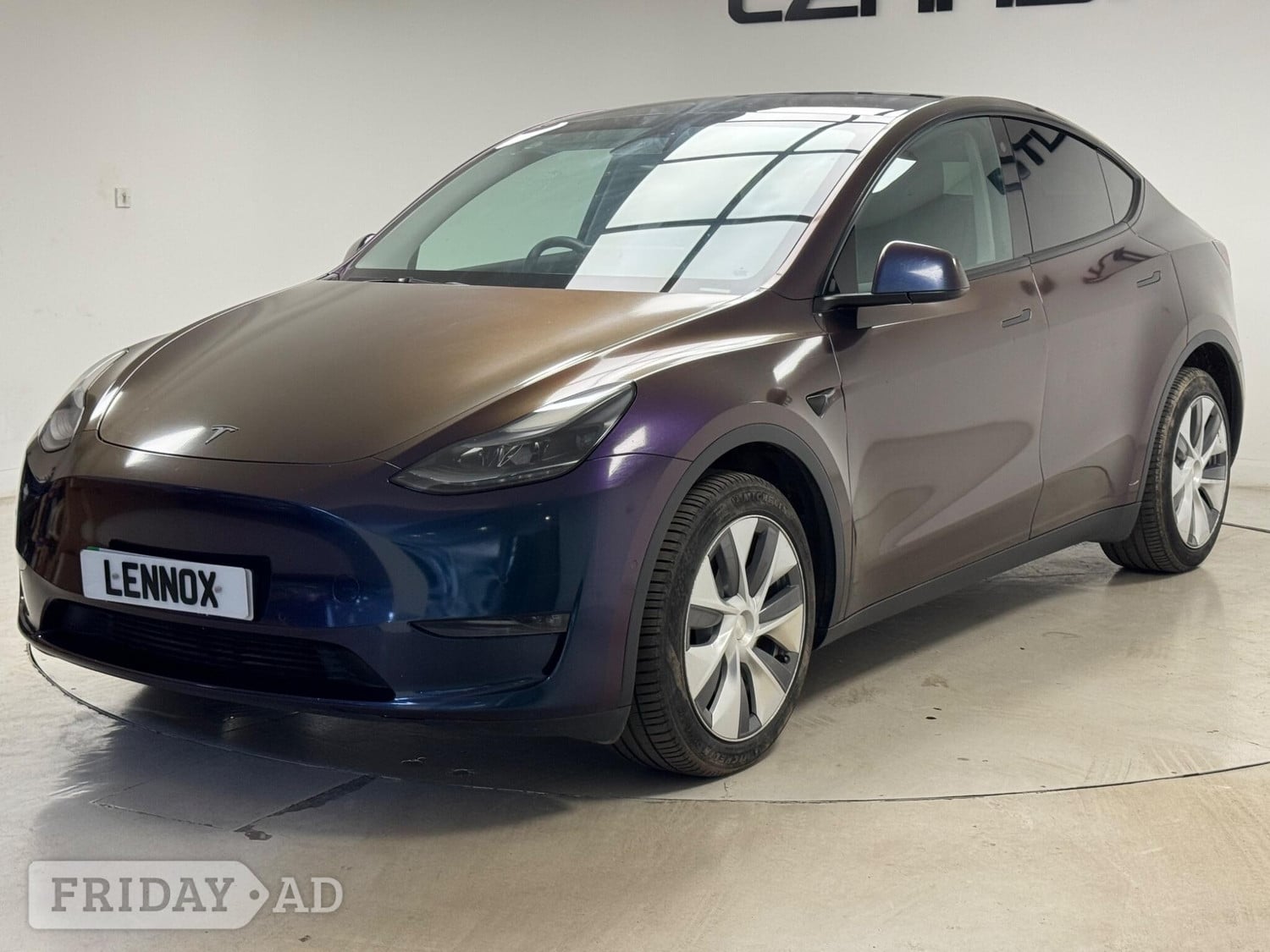 [ berth ]Tesla Model Y