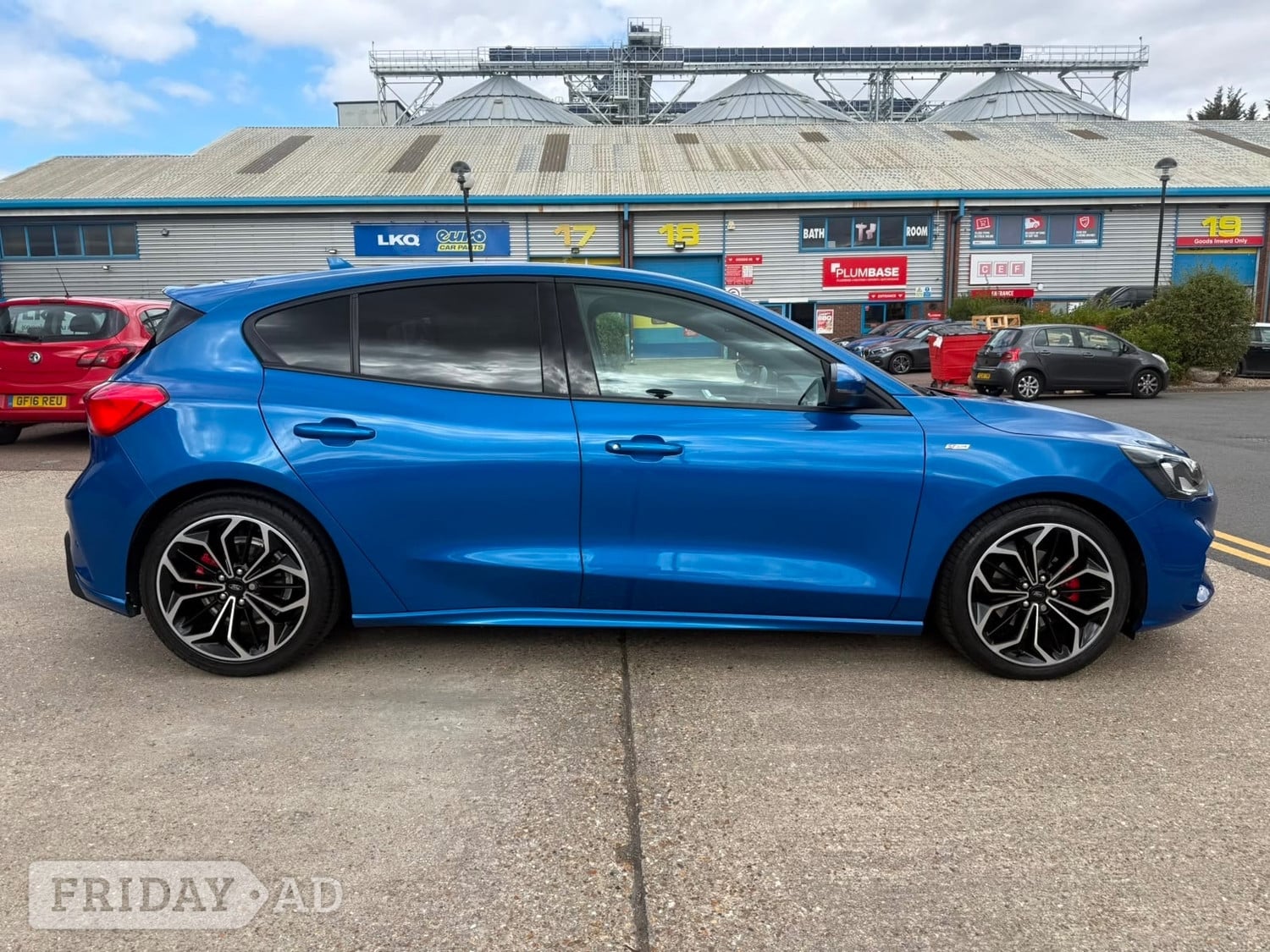 [ berth ]Ford Focus