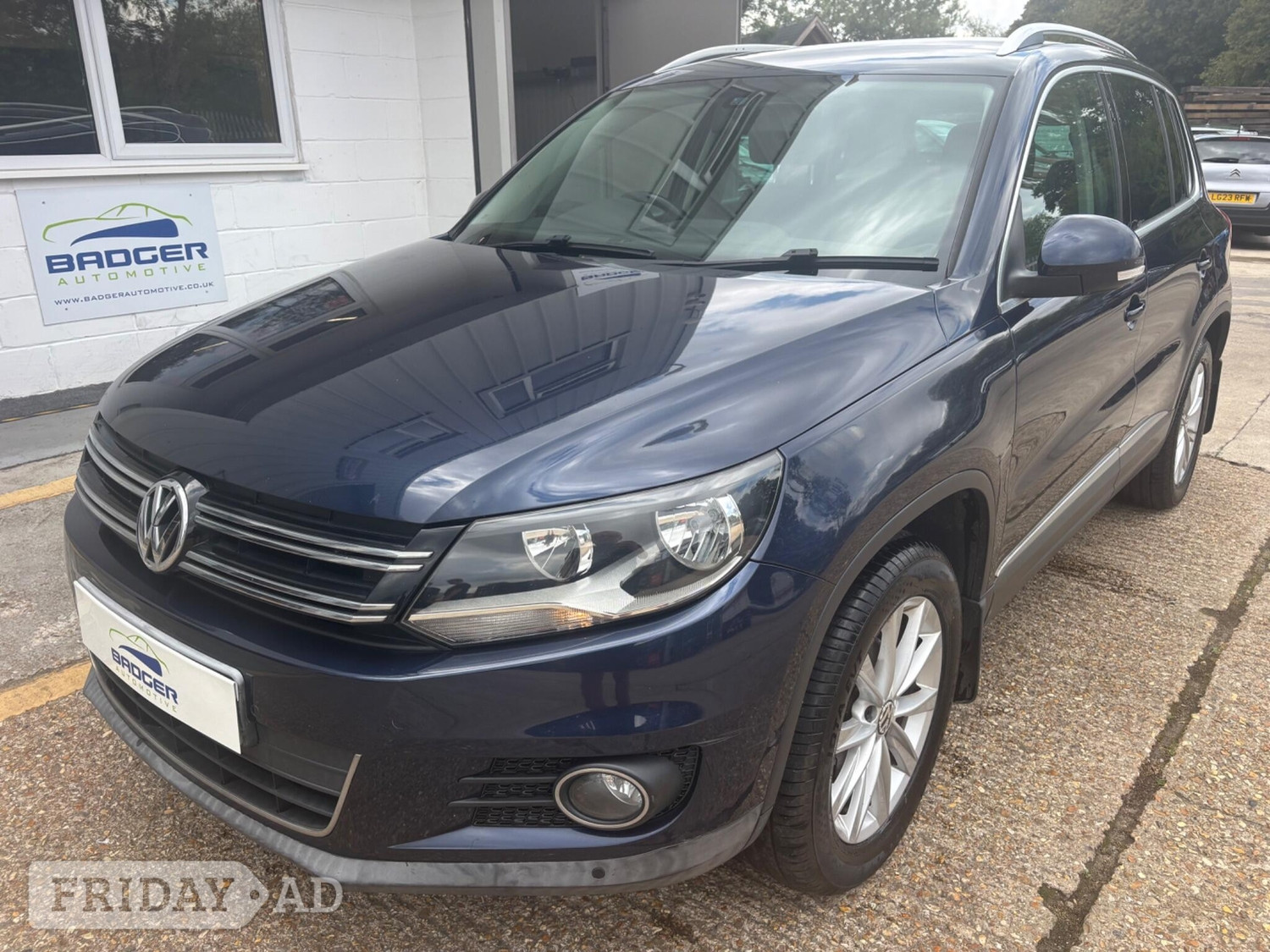 2011 Volkswagen Tiguan 2.0 TDI BlueMotion Tech SE 4WD Euro 5 (s/s) 5dr in Uckfield