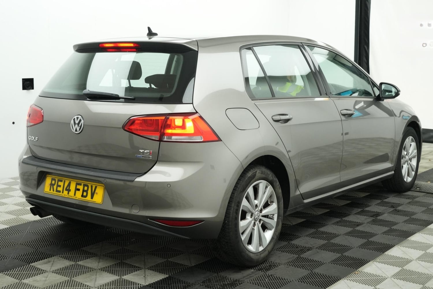 2014 Volkswagen Golf 1.4 TSI BlueMotion Tech SE DSG Euro 5 (s/s) 5dr - Cars