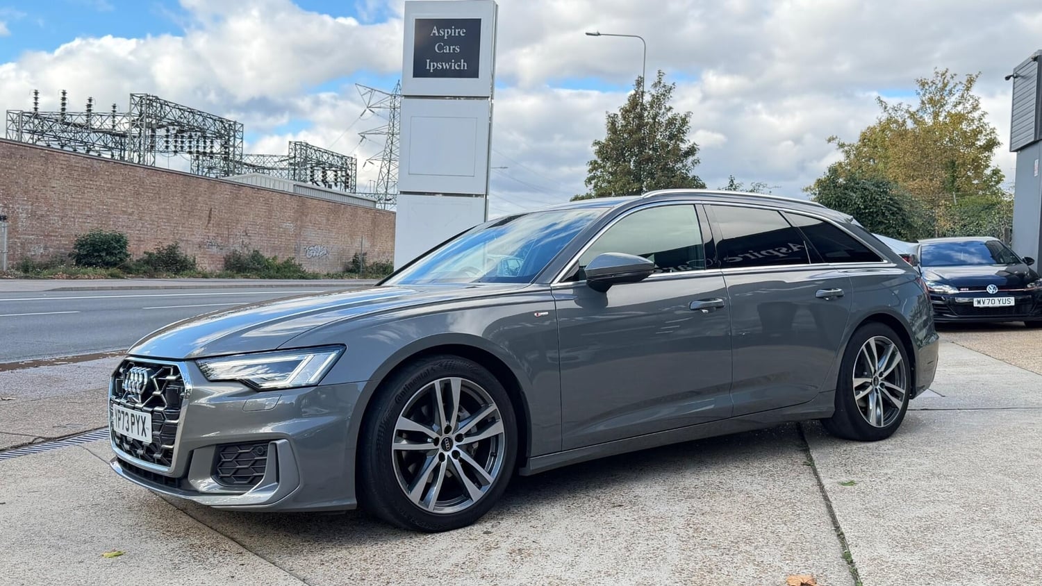 Audi A6 Avant 2023 - Cars