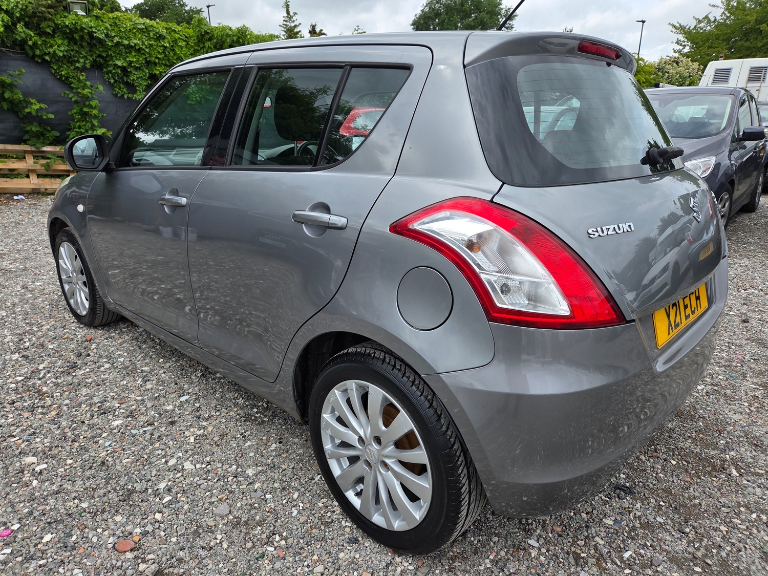Suzuki Swift 2010 - Cars