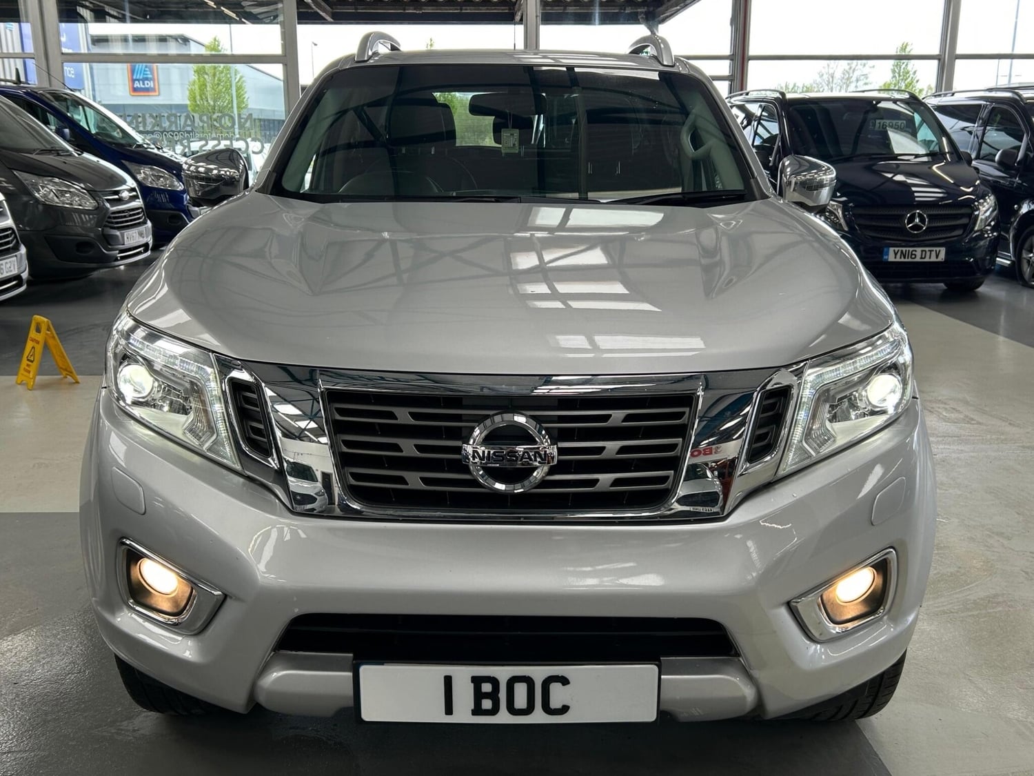 [ berth ]Nissan Navara